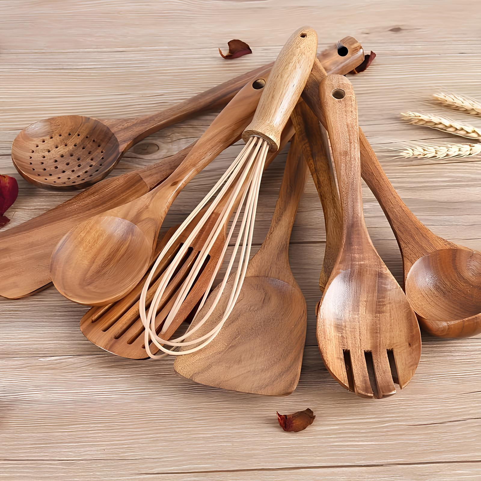 11-Delige Keukenset van Teakhout met Houder – Duurzaam, Natuurlijk Design voor een Warme en Georganiseerde Keuken-DeWoonVallei-DeWoonVallei