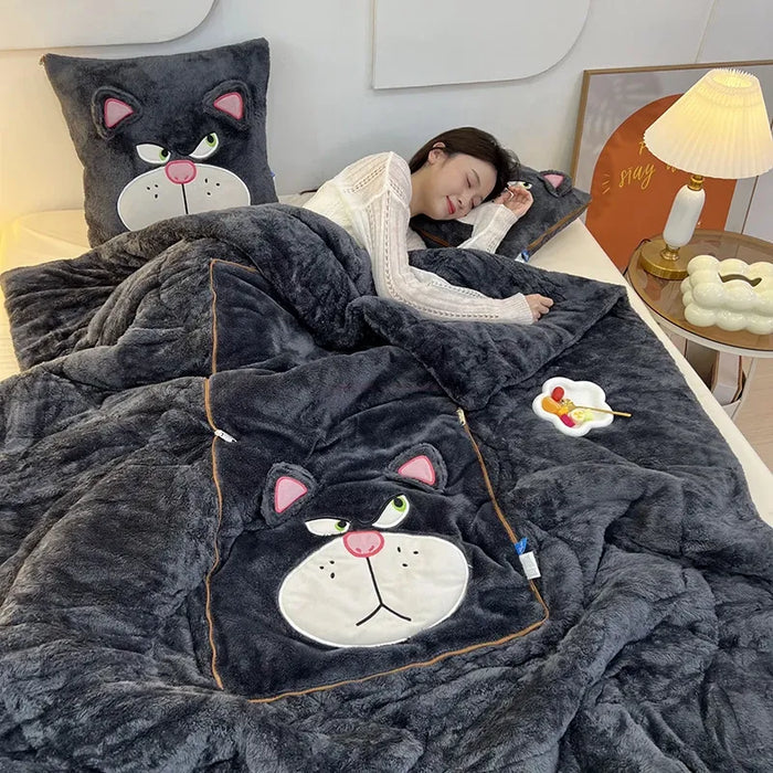 Arctic Velvet Deken- & Kussenset – 3D Geborduurd Design & Ultiem Warm Comfort-Home Decor-DeWoonVallei-Kat-Enkel (105x145cm)-DeWoonVallei