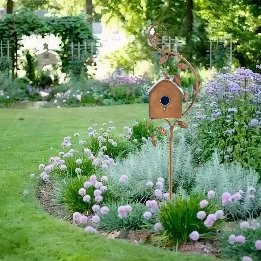 Decoratief Vogelhuis op Paal – Handgemaakt Design & Weerbestendige Tuinversiering-Home & Garden-DeWoonVallei-DeWoonVallei