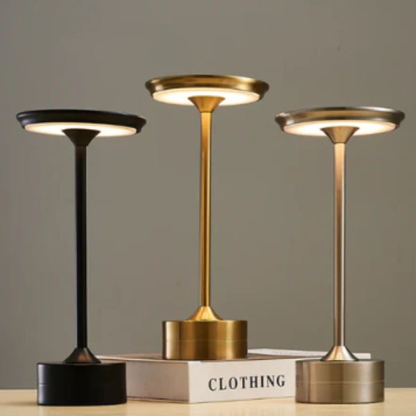 Elegante Draadloze Tafellamp met Touchbediening & Dimbaar Licht-Table Lamp-DeWoonVallei-DeWoonVallei