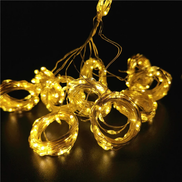 LED Lichtgordijn 3x3m – Warm Witte Verlichting met 8 Lichtstanden voor Feestelijke Sfeer Binnen & Buiten-DeWoonVallei-Warm Wit-100LED(3M x 2M)-DeWoonVallei