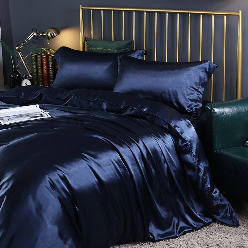 Luxe Zijde Dekbedovertrekset – Natuurlijke Zijde voor Zijdezacht Comfort en Tijdloze Slaapervaring-Duvet Cover-DeWoonVallei-Royalblue-150cm hoeslaken + Dekbed 200x 230cm + 2x kussensloop-DeWoonVallei