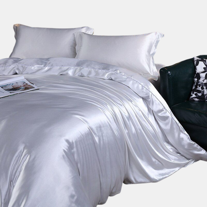 Luxe Zijde Dekbedovertrekset – Natuurlijke Zijde voor Zijdezacht Comfort en Tijdloze Slaapervaring-Duvet Cover-DeWoonVallei-Wit-150cm hoeslaken + Dekbed 200x 230cm + 2x kussensloop-DeWoonVallei