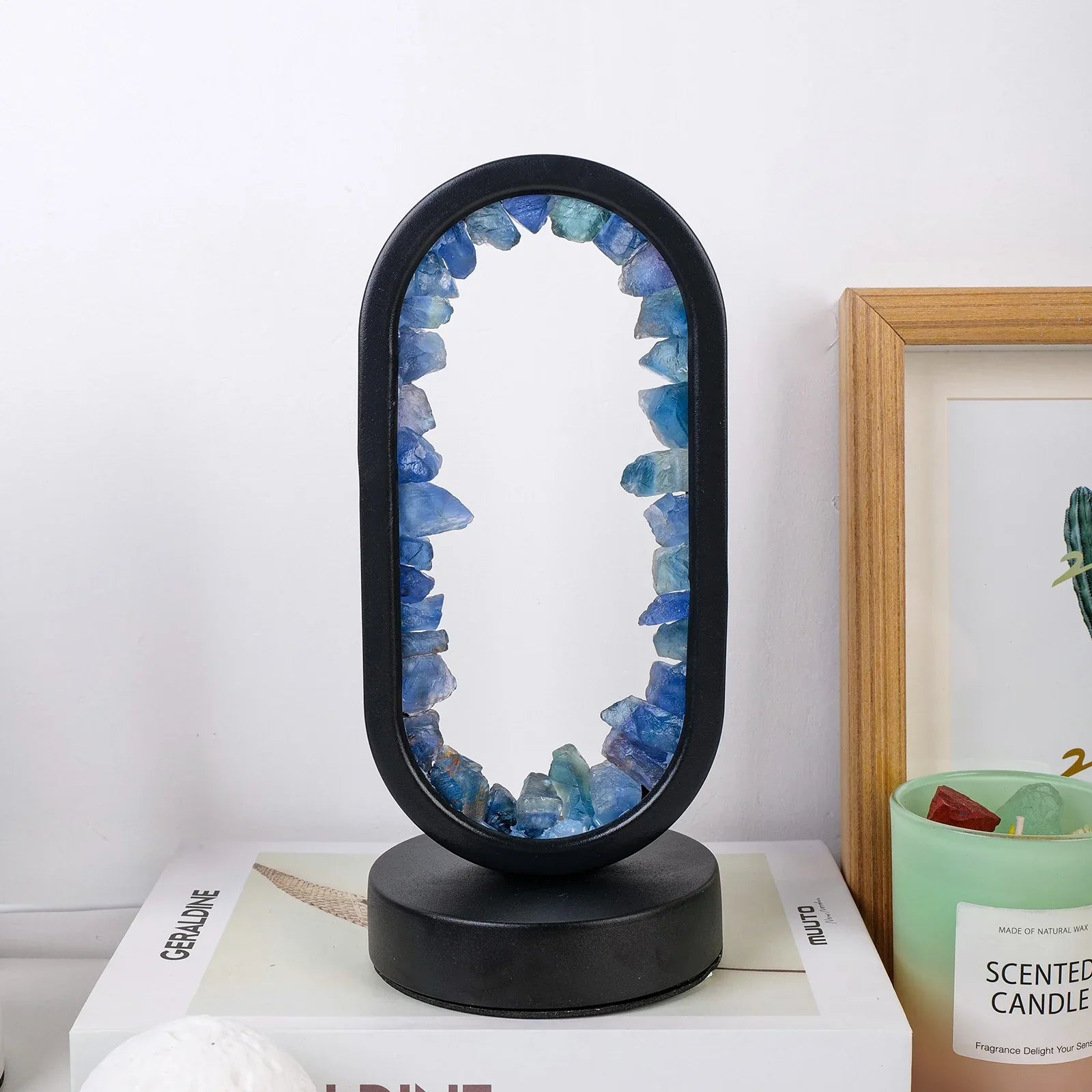 Natuurlijke Amethist Kalmerende Lamp met Zachte Gloed – Handgemaakte Kristallen Lamp voor Ontspanning en Balans-DeWoonVallei-Celestiet zwart-DeWoonVallei