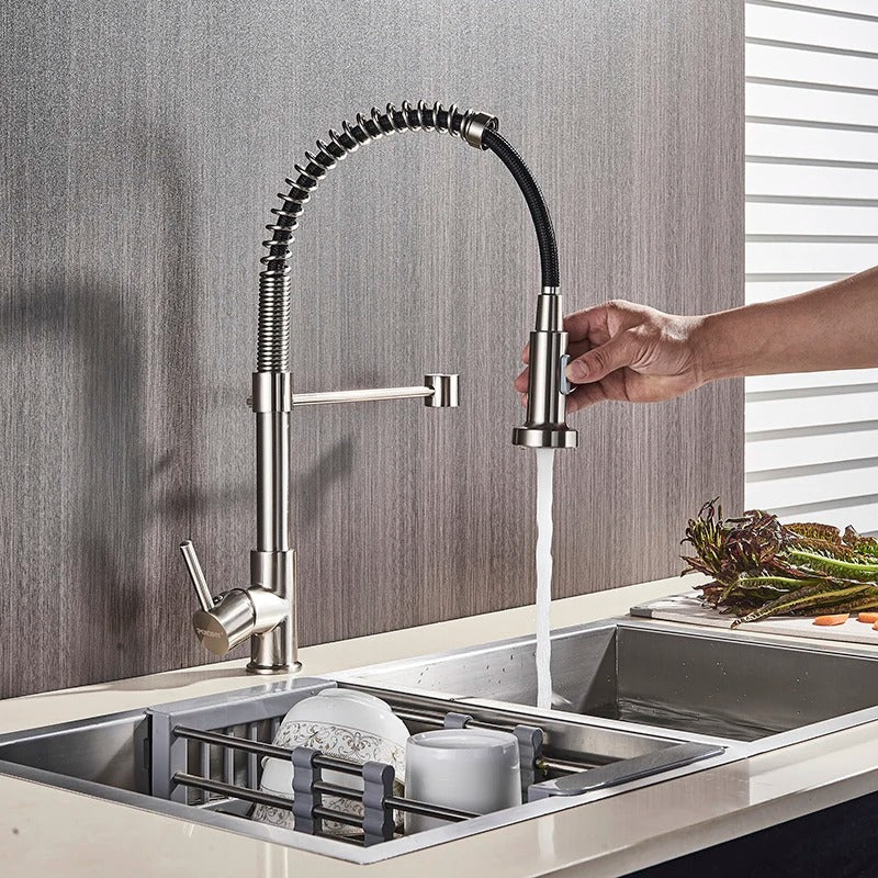 Professionele Keukenkraan met Uittrekbare Sproeikop – RVS Design voor Flexibiliteit & Stijl-DeWoonVallei-DeWoonVallei