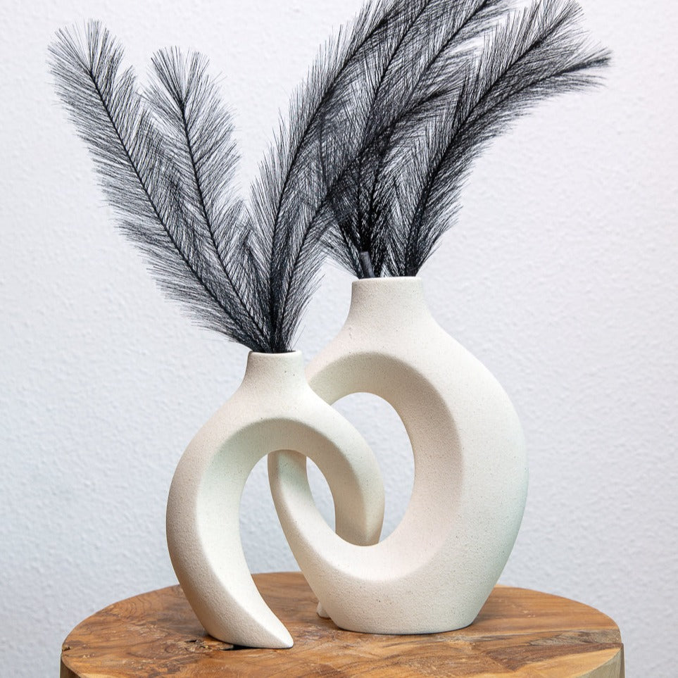 Verweven Keramische Bloemenvaas met Sculpturaal Ontwerp voor Artistiek en Elegant Woondecor-DeWoonVallei-DeWoonVallei