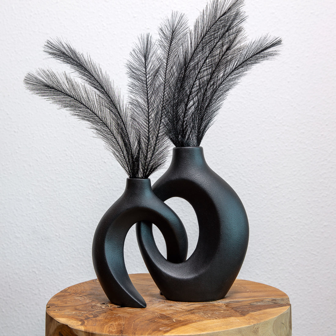 Verweven Keramische Bloemenvaas met Sculpturaal Ontwerp voor Artistiek en Elegant Woondecor-DeWoonVallei-DeWoonVallei