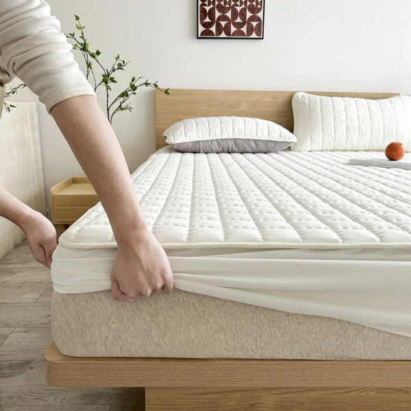 Waterdichte Matrasbeschermer King Size, Koel, Ademend, Hypoallergeen en Geluidloos Matrasovertrek voor Diepe Slaapcomfort-Bedding-DeWoonVallei-DeWoonVallei
