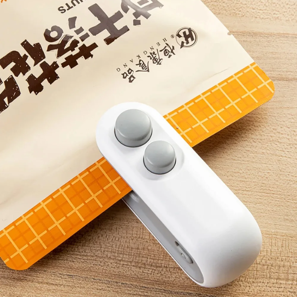 2-in-1 Voedsel Sealer met Luchtdichte Versheid en Eenvoudig Heropenen-Kitchen Tools-DeWoonVallei-DeWoonVallei