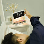 3-in-1 Bedlamp met Draadloze Oplader, LCD Wekker & Touch Dimbare LED Verlichting voor Ultiem Comfort-DeWoonVallei-DeWoonVallei
