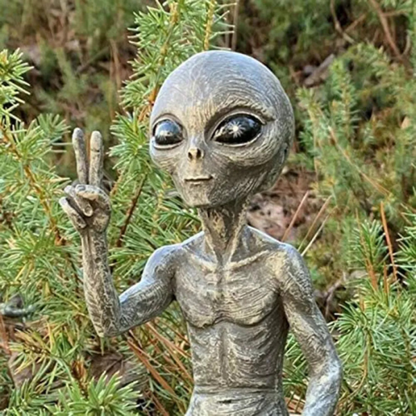 Alien Resin Beeld Speels Kosmisch Decor voor Huis en Tuin-Alien Sculptures-DeWoonVallei-DeWoonVallei