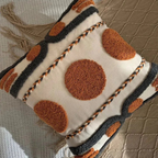 Boho Geborduurde Kussenhoes met Handgemaakt Detail voor Elegantie en Comfort-Cushion Cover-DeWoonVallei-DeWoonVallei