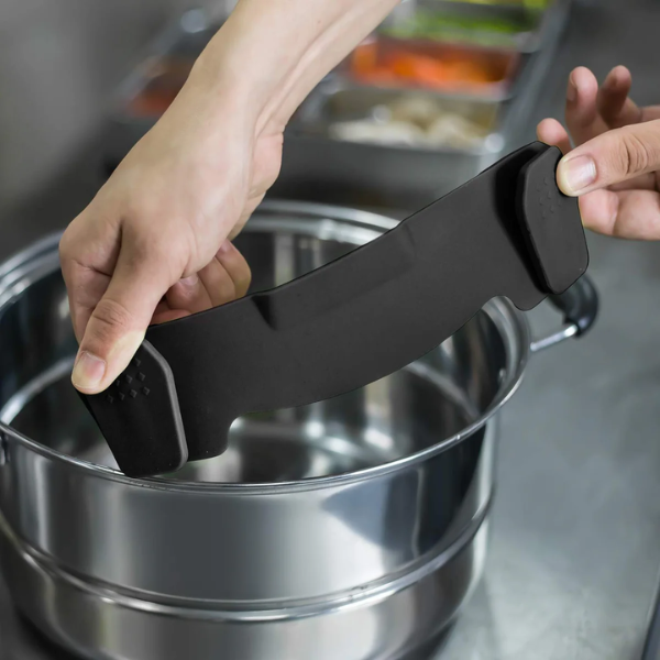 Clip-On Siliconen Vergiet voor Pannen Ruimtebesparend en Gebruiksvriendelijk Keukengerei-Kitchen Tools-DeWoonVallei-DeWoonVallei