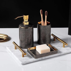 Elegant Badkamer Accessoire Set met Gouden Accenten voor Moderne Woningen-Bathroom Accessories-DeWoonVallei-DeWoonVallei