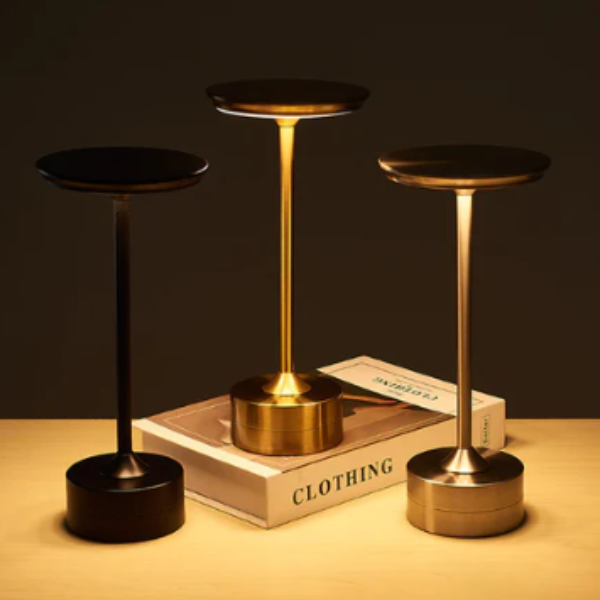 Elegante Draadloze Tafellamp met Touchbediening & Dimbaar Licht-Table Lamp-DeWoonVallei-DeWoonVallei