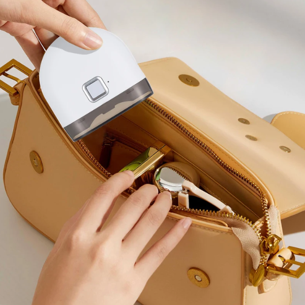 Elektrische Nagelknipper met Twee Snelheden en LED Licht voor Nauwkeurige en Veilige Nagelverzorging-cosmetic tools-DeWoonVallei-DeWoonVallei