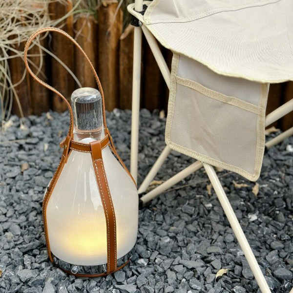 Frosted Glass Bell Tafellamp met Leren Band Modern Dimbaar Licht-Table Lamps-DeWoonVallei-DeWoonVallei