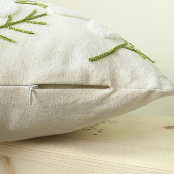 Geborduurde Bloemen Sierkussenhoes Zachte Touch Handgemaakt Elegant-Cushion Cover-DeWoonVallei-DeWoonVallei