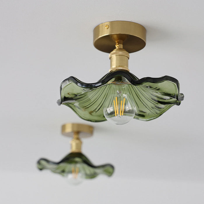 Glazen Plafondlamp in Hibiscusvorm – Modern Design met Artistieke Bloemaccenten voor Warme Sfeerverlichting-Ceiling Lamp-DeWoonVallei-DeWoonVallei