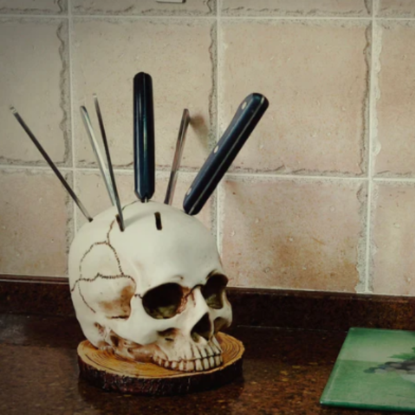 Gothic Skull Messhouder Donker Handgemaakt Decoratief & Functioneel Messopslag-Dinnerware-DeWoonVallei-DeWoonVallei