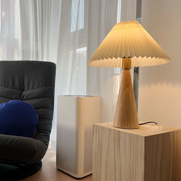 Houten Plissé LED Tafellamp Minimalistisch Ontwerp met Warm Licht-Table Lamps-DeWoonVallei-DeWoonVallei