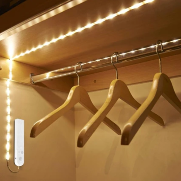 Kastlamp Met Bewegingssensor LED Strips Zacht Licht Voor Nachtelijk Gebruik-Lighting-DeWoonVallei-DeWoonVallei