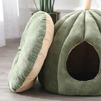 Knus Pompoen Kattenbed – Gesloten Ontwerp & Warm Comfort voor de Winter-Pet beds-DeWoonVallei-DeWoonVallei