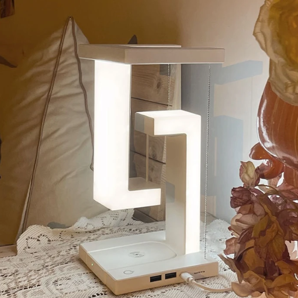 Magnetische Zwevende Tafellamp met Draadloos Opladen Futuristisch Zwevend Licht voor Elegante Ruimtes-Table Lamps-DeWoonVallei-DeWoonVallei
