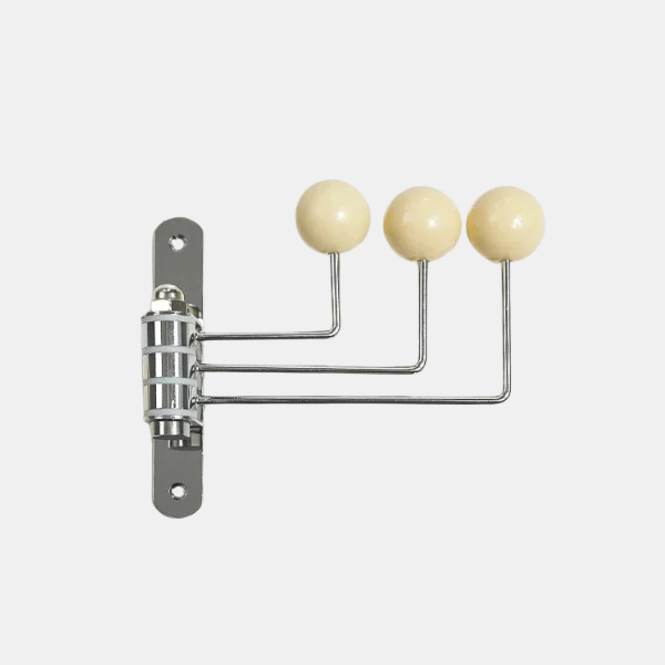 Midcentury Wandhaakrek Stijlvol Ontwerp met Ronde Knoppen voor Eenvoudige Organisatie-Hooks-DeWoonVallei-3 Haken-Wit-DeWoonVallei