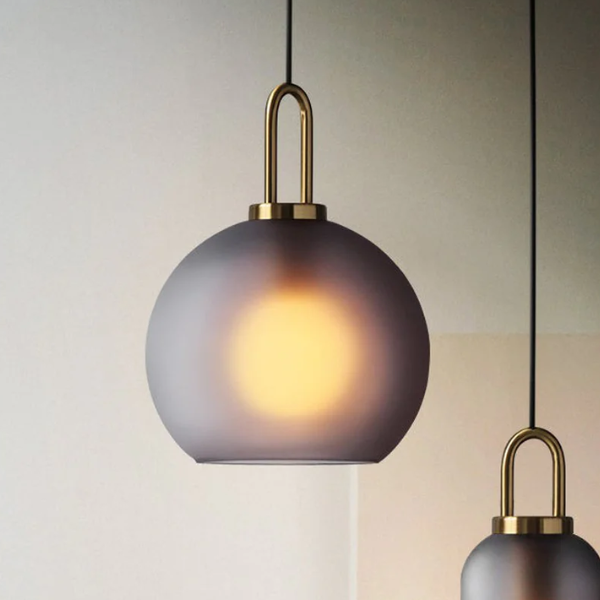 Moderne glazen bol hanglamp met messing fitting Elegante sfeerverlichting voor thuis-Hanging Lamp-DeWoonVallei-Ash Frosted Glas-Bol Klein 20 cm-DeWoonVallei