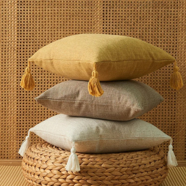 Natuurlijke Hennep Kussensloop met Franjes Handgemaakt Comfort voor Ontspannende Ruimtes-Cushion Cover-DeWoonVallei-DeWoonVallei