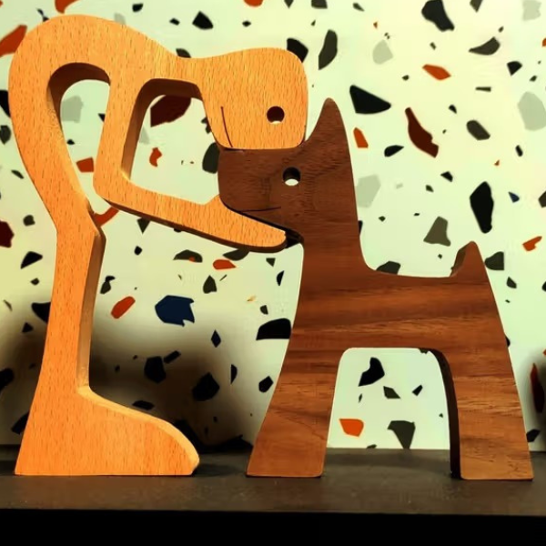 Noordse Houten Hond Sculptuur Minimalistisch Ontwerp voor Woondecoratie-Nordic Wooden Dog Sculpture-DeWoonVallei-DeWoonVallei