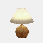 Noordse Rattan Geplooide Stoffen LED Tafellamp USB-Aangedreven Zacht Sfeerverlichting-Table Lamps-DeWoonVallei-Warm Licht (Vaste helderheid)-Wit-DeWoonVallei