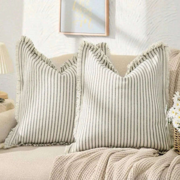 Nordic Gestreepte Katoenen Kussenhoes Zachte Textuur voor Gezellig Wonen-Cushions-DeWoonVallei-DeWoonVallei