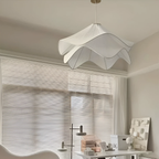 Retro Crème Kroonluchter van Stof met Bloemblad Elegant Landelijk Hanglamp voor Warme en Romantische Sfeer in Huis-Pendant Light-DeWoonVallei-DeWoonVallei