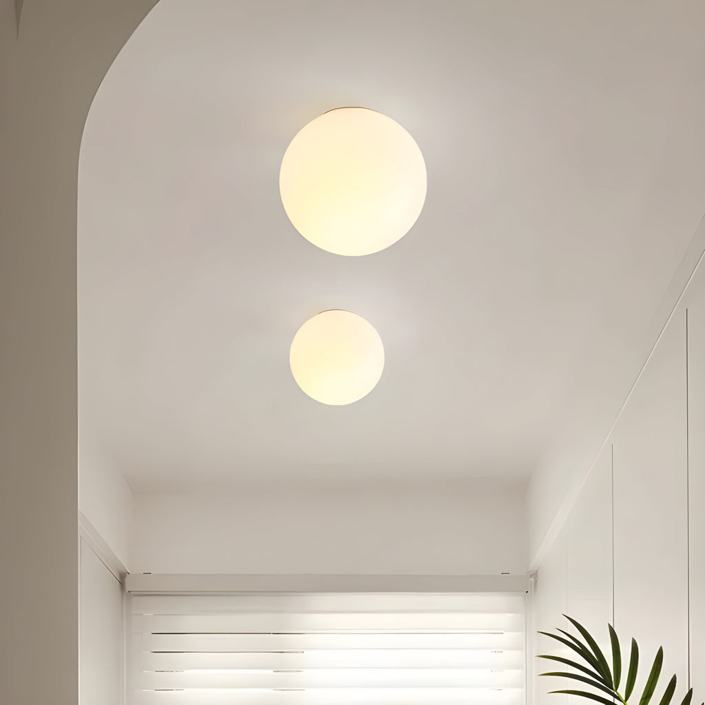 Ronde Glazen Wandlamp – Moderne LED Verlichting met Tijdloos Design voor Woonkamer of Hal-Wall Lamp-DeWoonVallei-DeWoonVallei