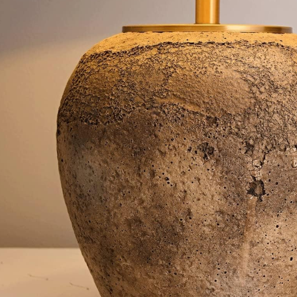 Rustieke Tafellamp Elderly Stijl Patina Voet met Crème Linnen Kap voor Warm Licht-Table Lamp-DeWoonVallei-DeWoonVallei