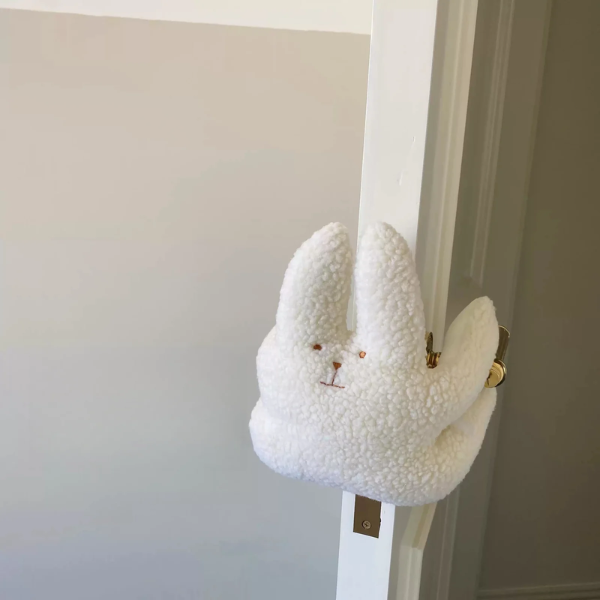 Schattige Pluchen Deurstop Zacht Dierontwerp voor Kindveiligheid-Door Stops-DeWoonVallei-DeWoonVallei