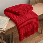 Vintage Gebreide Tassel Deken - Tijdloze Warmte & Klassieke Gezelligheid-Home & Garden-DeWoonVallei-Wijn-DeWoonVallei