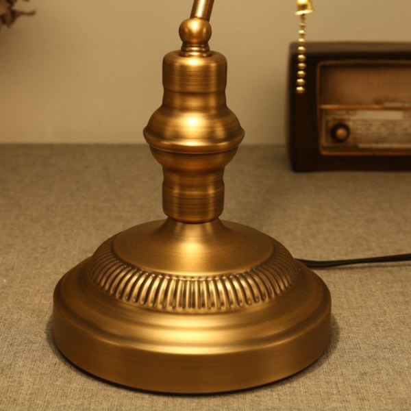 Vintage Groene Tafellamp Klassieke Stijl voor Elegante Verlichting Thuis-Desk & Task Lamps-DeWoonVallei-DeWoonVallei