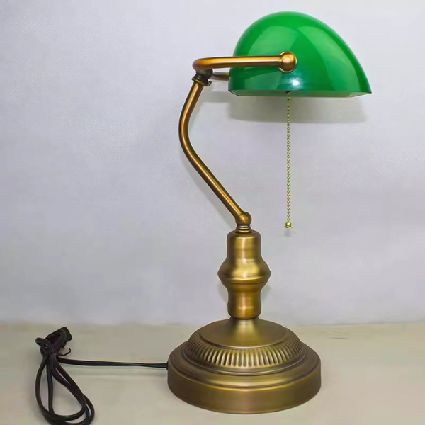 Vintage Groene Tafellamp Klassieke Stijl voor Elegante Verlichting Thuis-Desk & Task Lamps-DeWoonVallei-DeWoonVallei