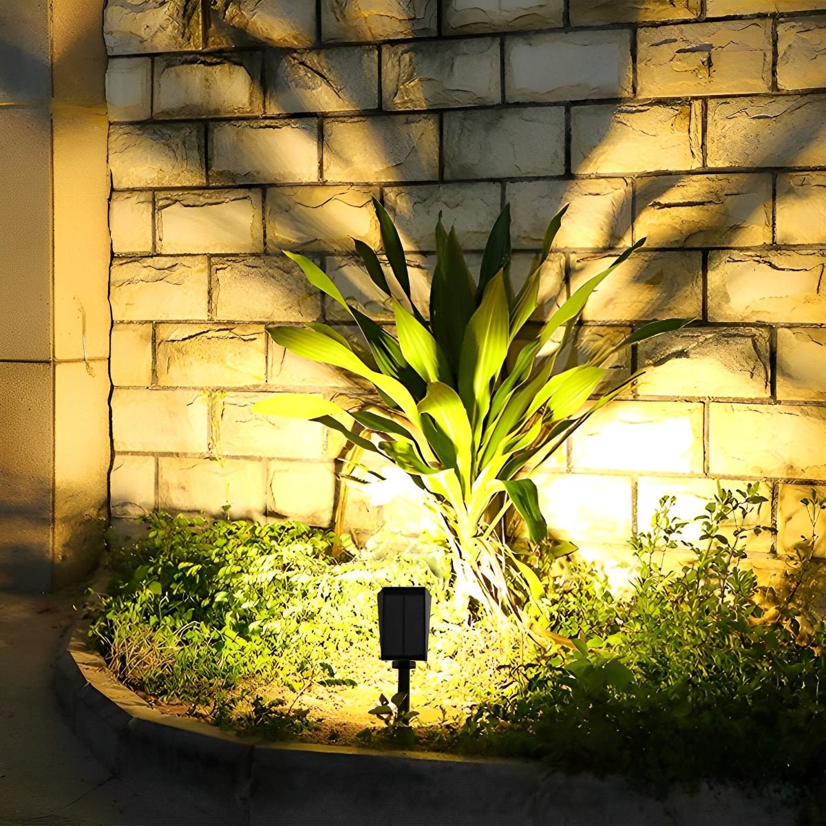 Waterdichte Zonne-LED Tuinspot – Verstelbare Buitenlamp met Automatische Oplaadfunctie voor Efficiënte Verlichting-Outdoor Lighting-DeWoonVallei-DeWoonVallei