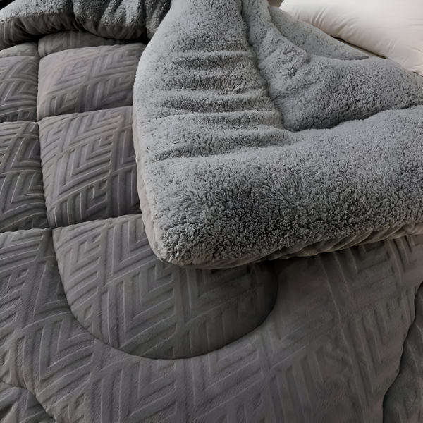 Zacht Pluche All Season Dekbed Comfort Dubbelzijdige Fleece Warmte-Bedding-DeWoonVallei-DeWoonVallei