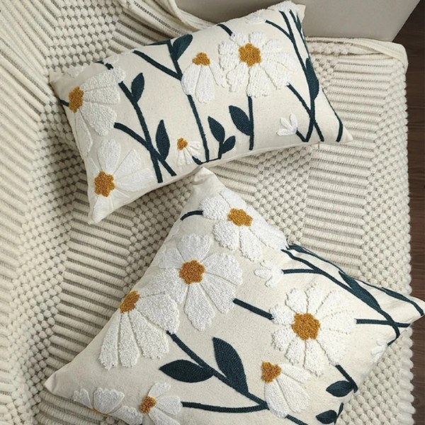 Zachte Daisy Bloemen Kussensloop voor Gezellig en Elegant Interieur-Cushion Cover-DeWoonVallei-DeWoonVallei